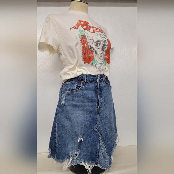 Levi's Big E 501 Jean Skirt Upcycled - Picture 4 of 12